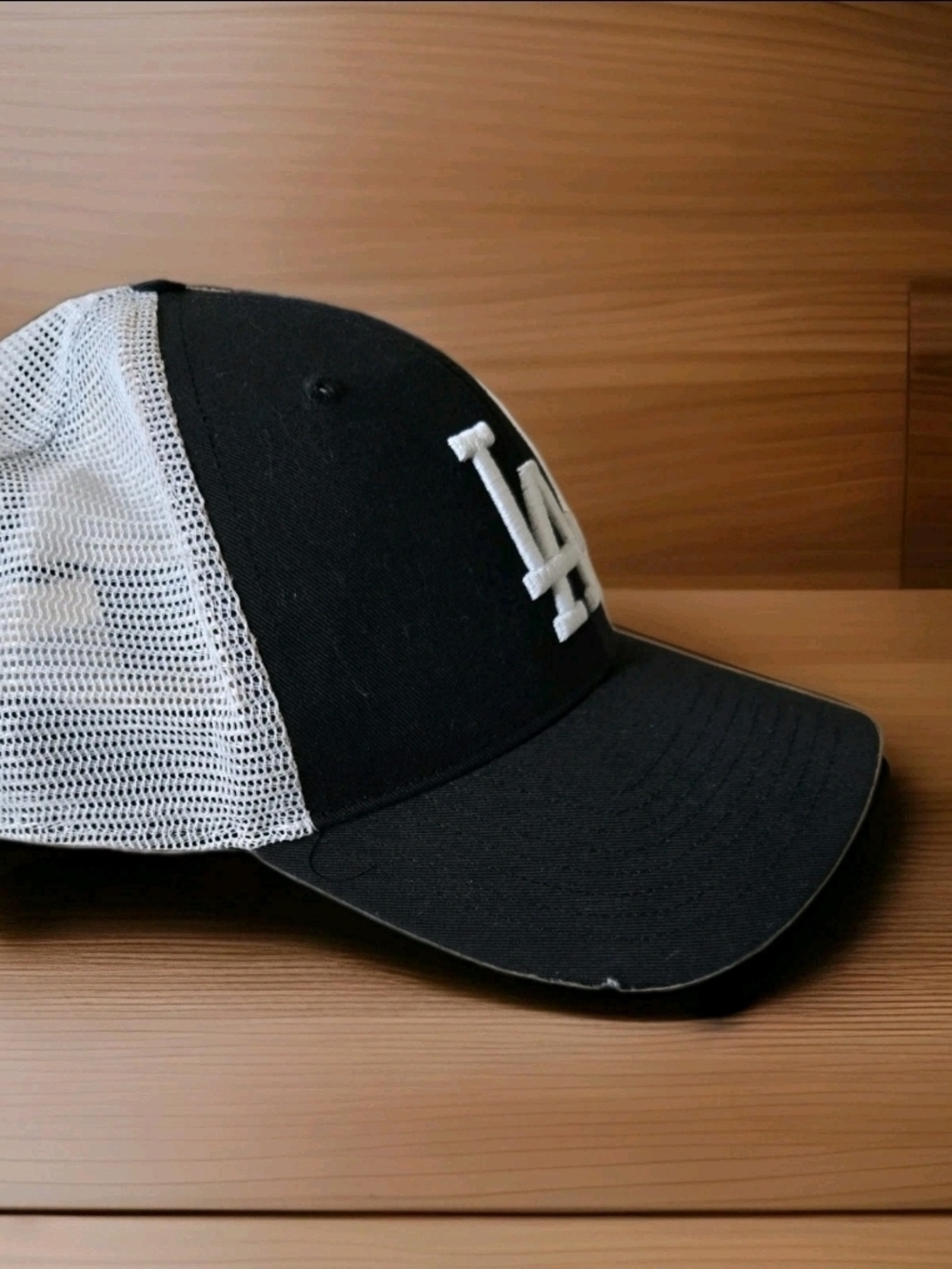 47 Brand LA Dodgers Trucker Hat Snapback Black White Mesh OSFA Cap - Picture 2 of 3